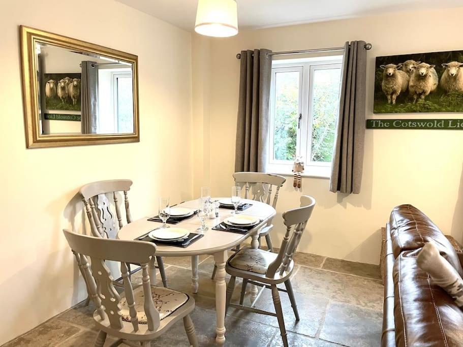 Lion Cottage, Broadway Broadway  Buitenkant foto
